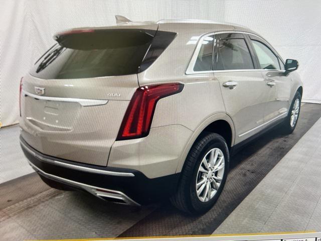 2022 cadillac xt5 premium luxury