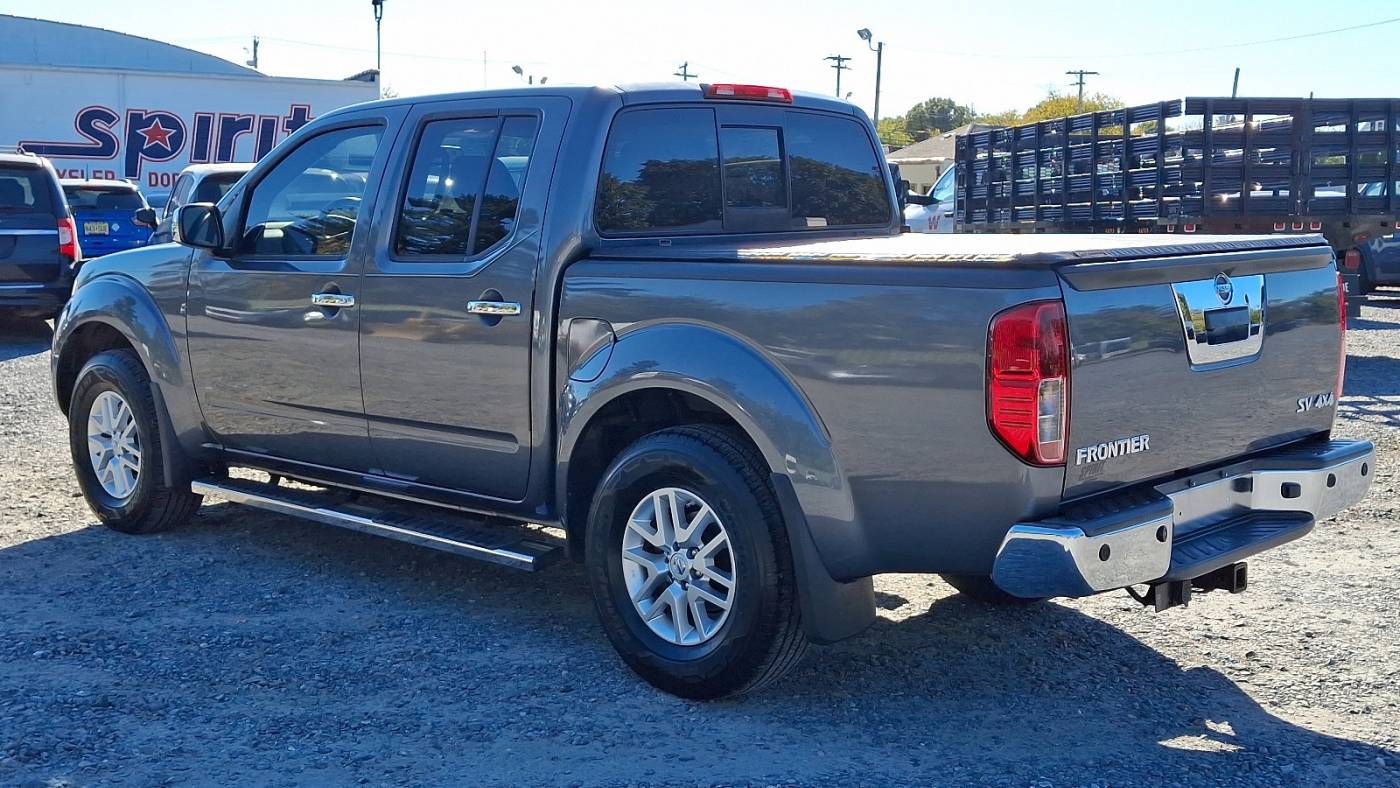 2019 nissan frontier sv