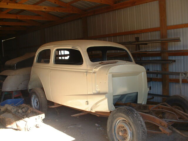 1937 chevy sedan flat back