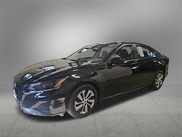 2023 nissan altima s fwd