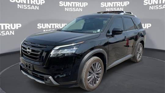 2023 nissan pathfinder sl