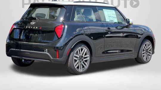 2025 Mini Hardtop