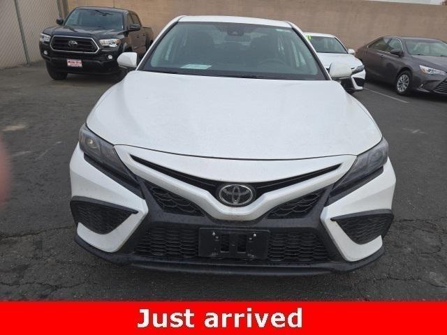 2024 toyota camry se