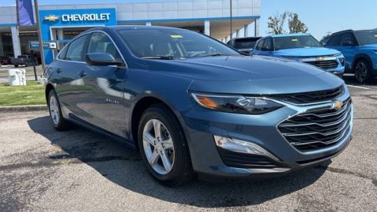 2025 Chevrolet Malibu ls 1ls