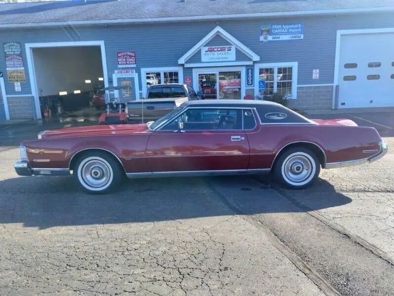 1973 lincoln mark iv sedan red