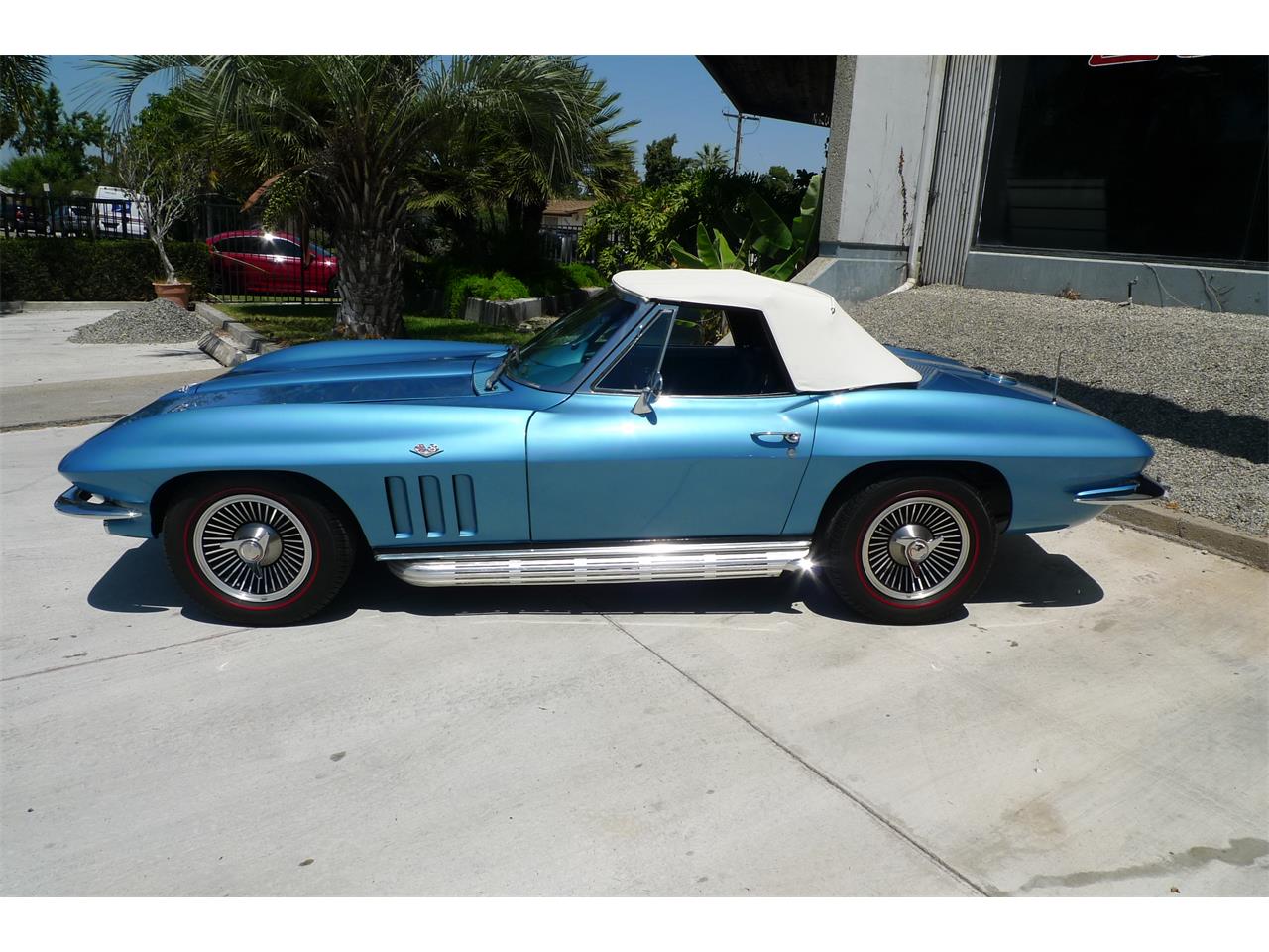1966 chevrolet corvette