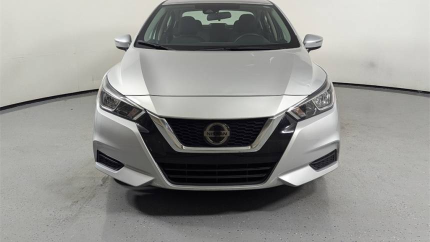 2021 nissan versa sv