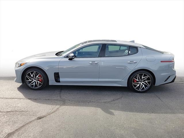2023 kia stinger gt-line