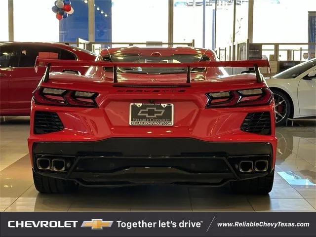 2022 chevrolet corvette stingray w/2lt
