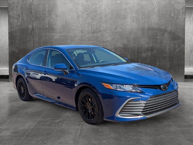 2023 toyota camry le