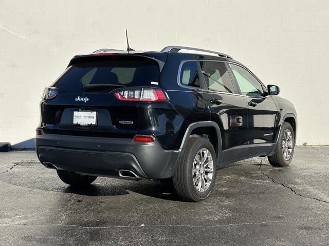 2021 jeep cherokee latitude lux