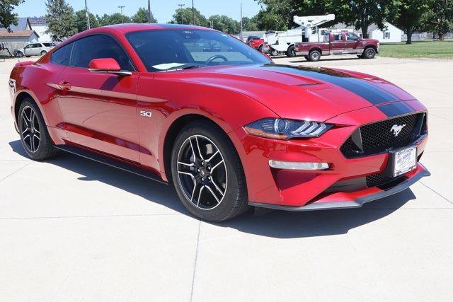 2022 ford mustang gt