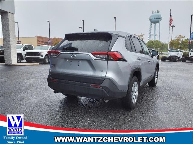 2022 toyota rav4 le