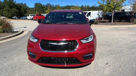 2025 Chrysler Pacifica