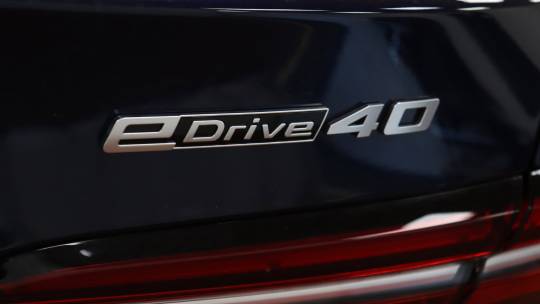 2024 BMW i5