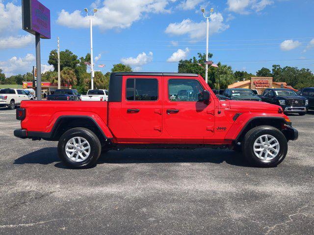 2023 jeep gladiator sport s