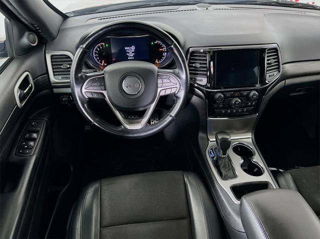2021 jeep grand cherokee laredo