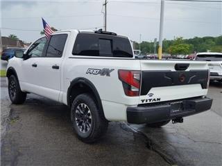 2023 Nissan Titan pro-4x