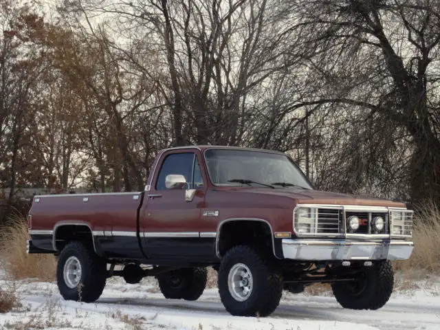 1986 gmc sierra classic, rare gold medal edition. 4x4