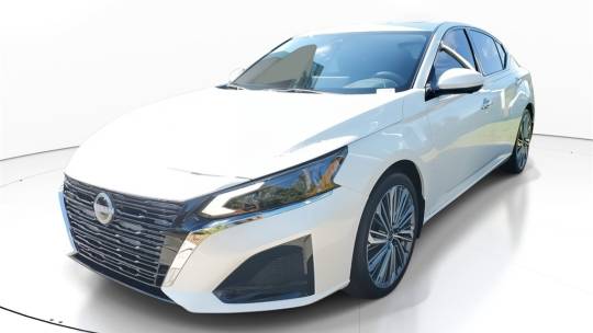 2025 Nissan Altima