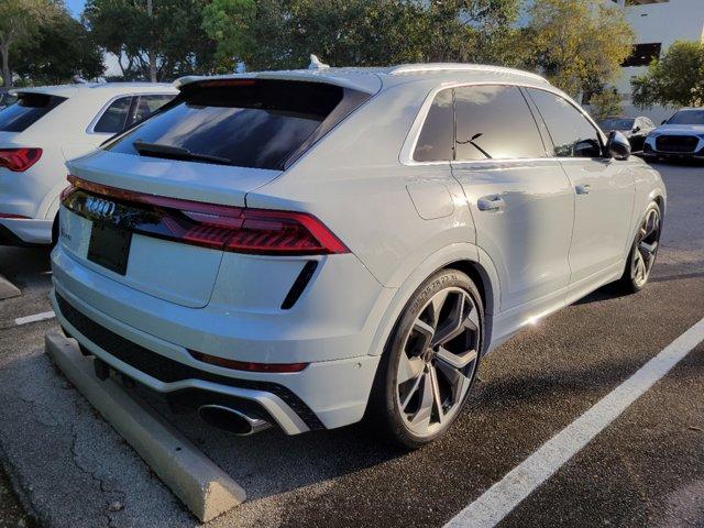 2022 audi rs q8