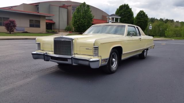 1977 lincoln continental town coupe