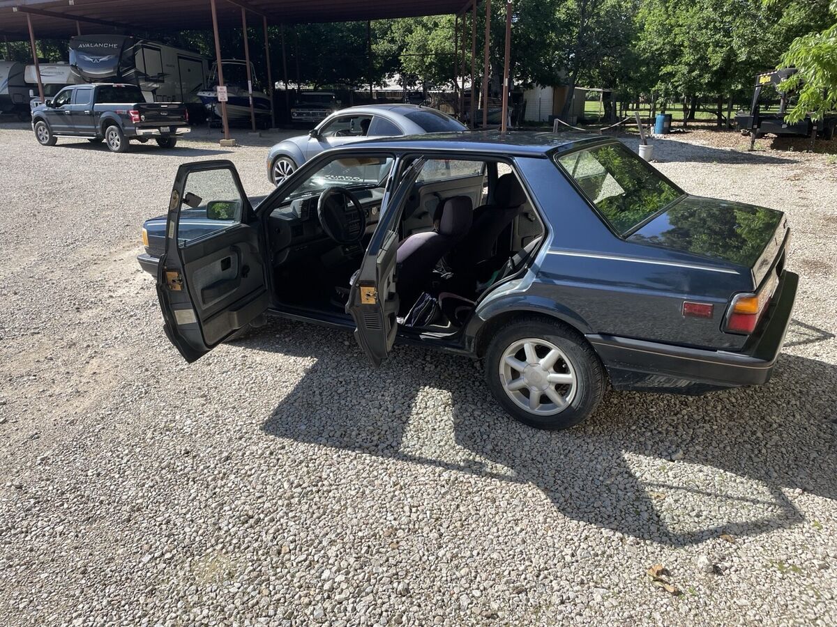 1993 volkswagen fox sedan blue gl