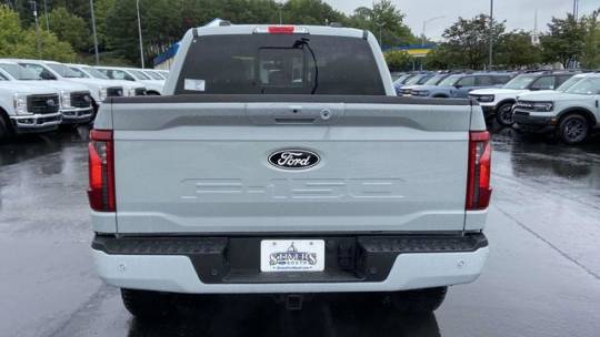 new 2024 ford f-150 xlt supercrew 5.5' box 4wd