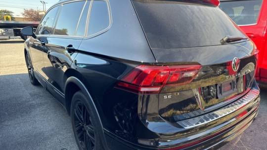 2022 volkswagen tiguan se r-line black