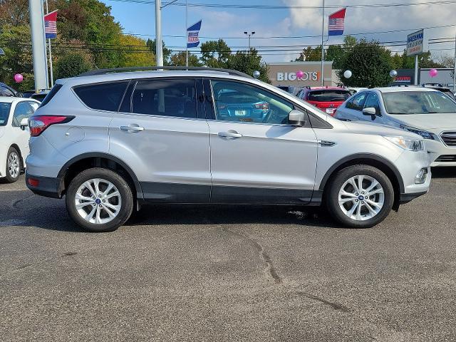 2018 ford escape se