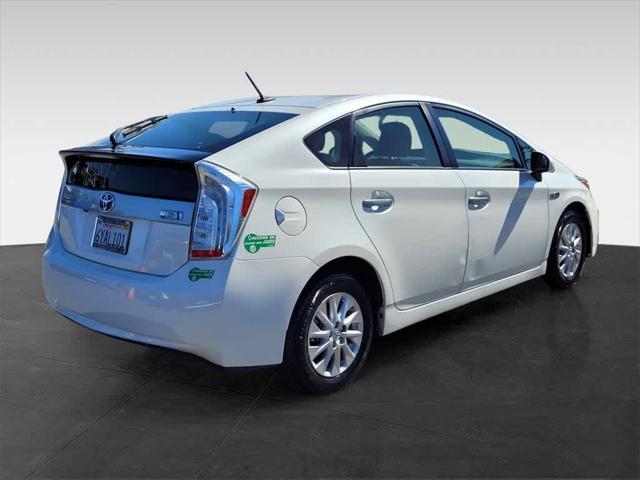 2012 toyota prius plug-in base