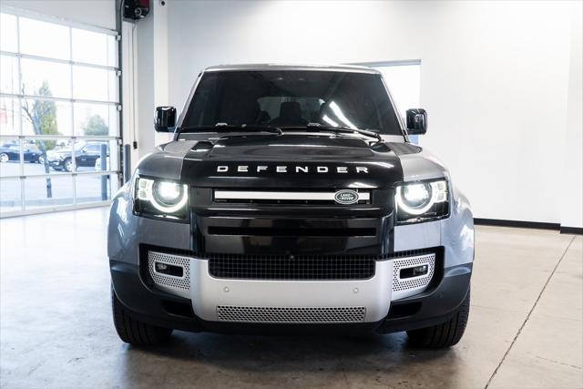 2023 land rover defender 130 se