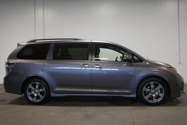 2019 toyota sienna in santa rosa, california