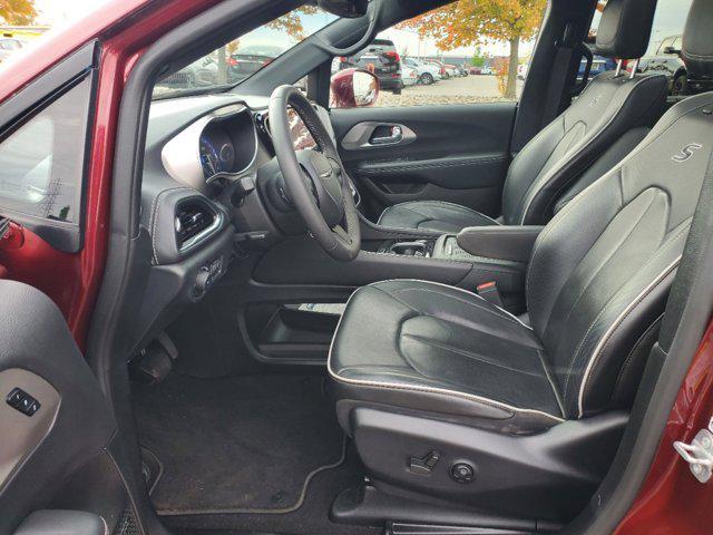 2022 chrysler pacifica limited
