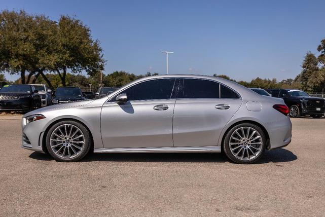 2022 mercedes-benz a-class a 220