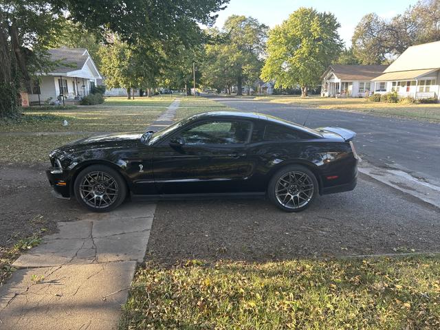 2012 ford mustang shelby gt500