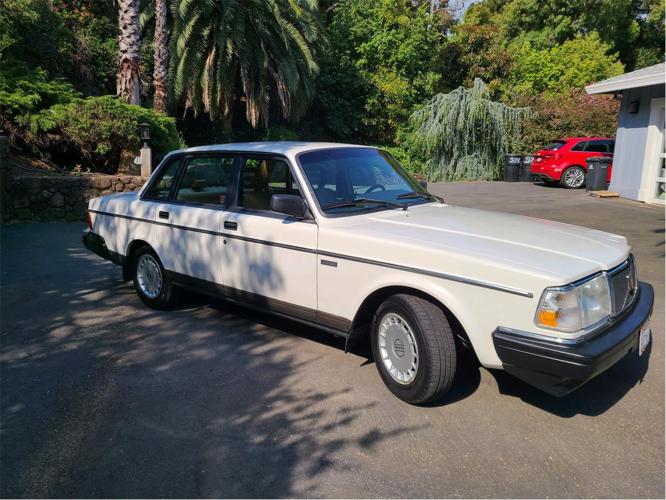 1992 volvo 240 in san rafael, california