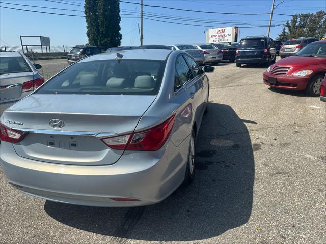 2013 hyundai sonata gls