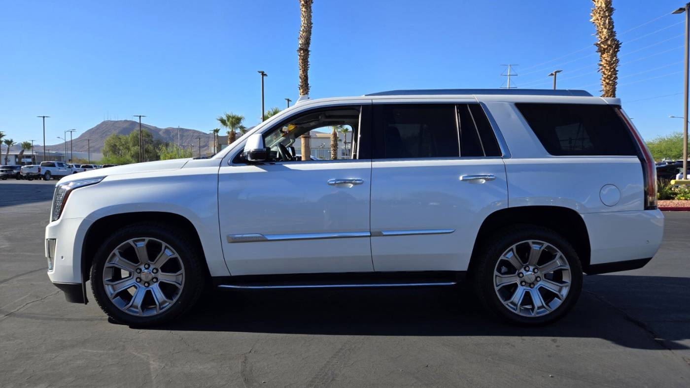 2020 cadillac escalade luxury