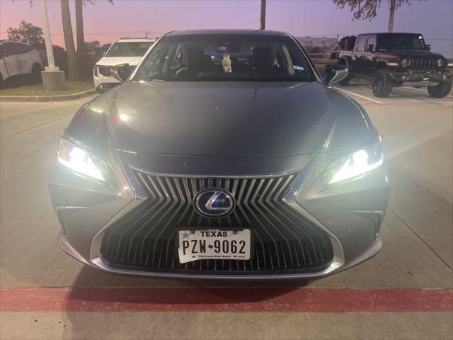 2019 lexus es 300h