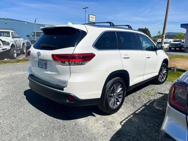 2019 toyota highlander se in cottage grove, oregon