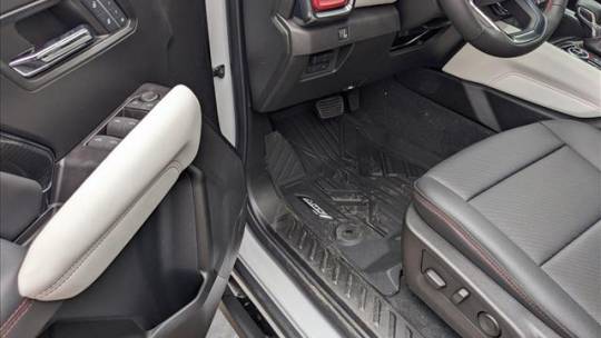 2024 GMC Canyon