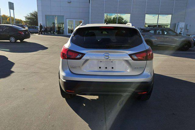 2018 nissan rogue sport sv