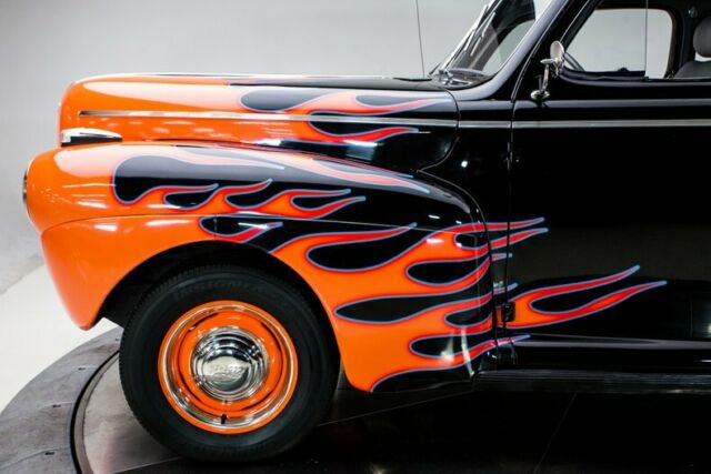 1941 ford deluxe 350 v8 automatic black