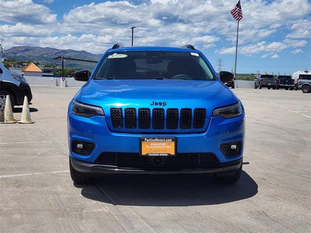 2023 jeep cherokee altitude lux