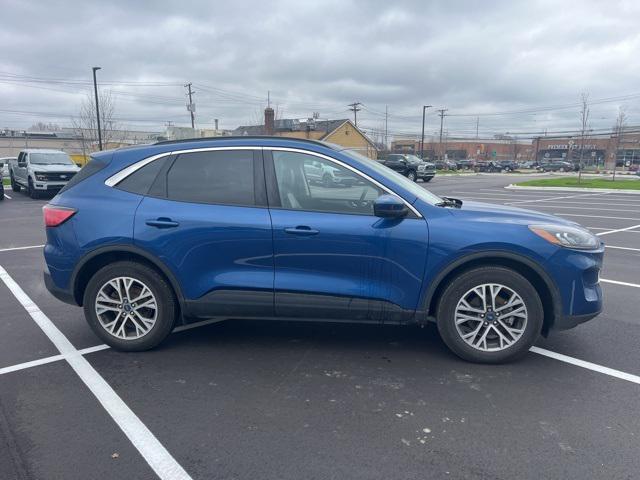 2022 ford escape sel