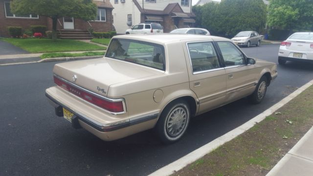 1992 dodge dynasty for sale