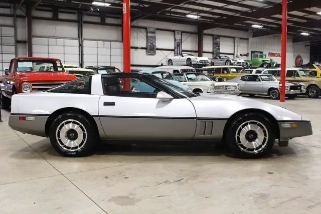1984 chevrolet corvette 9723 miles gray coupe 350 v8 automatic