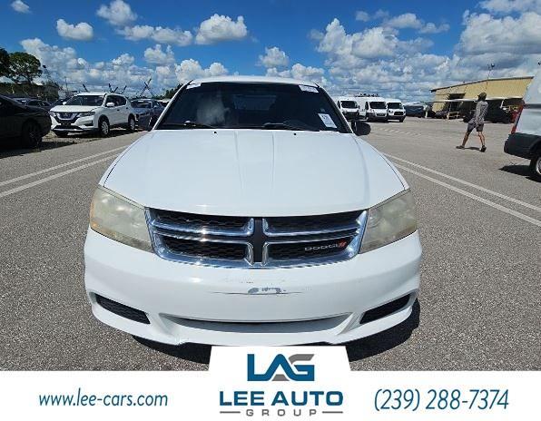 2014 dodge avenger se
