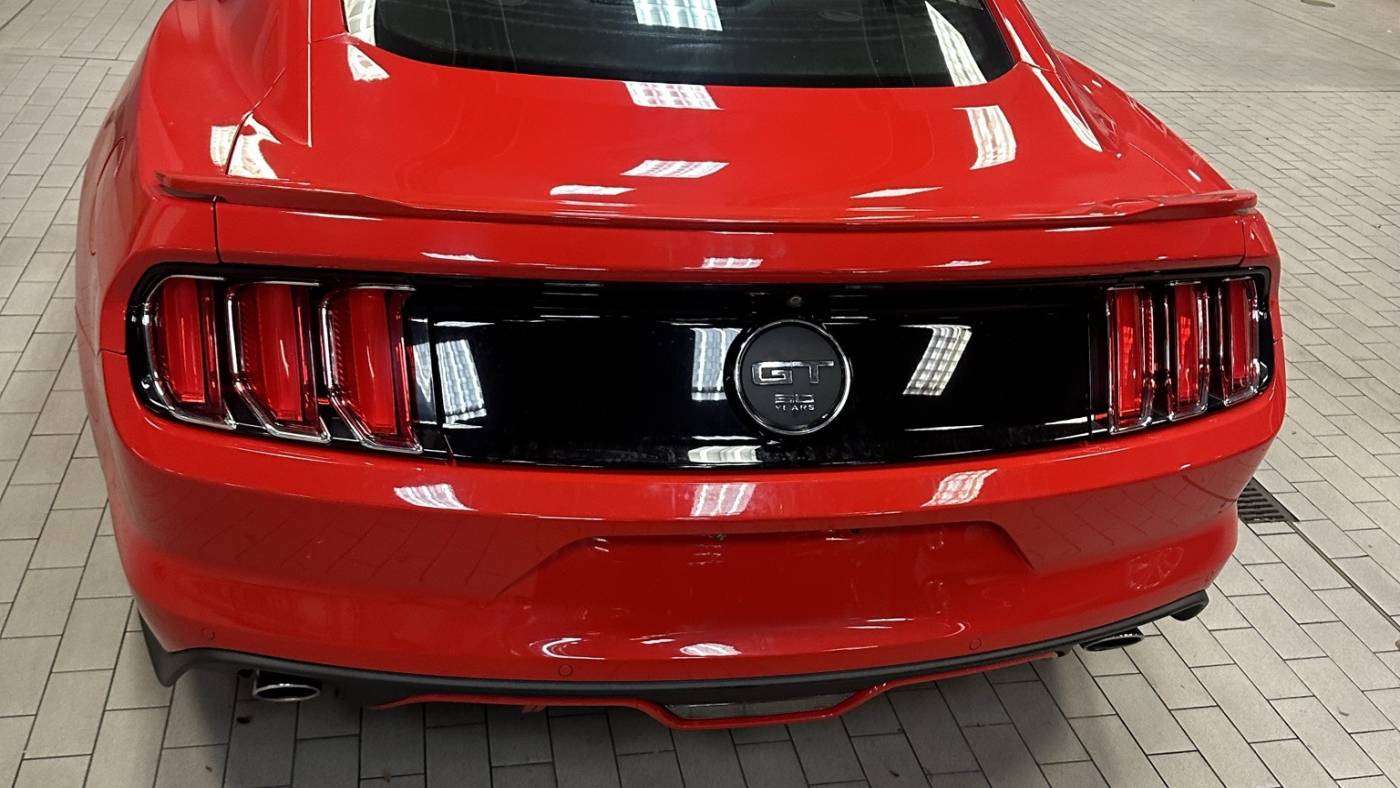 2015 ford mustang gt